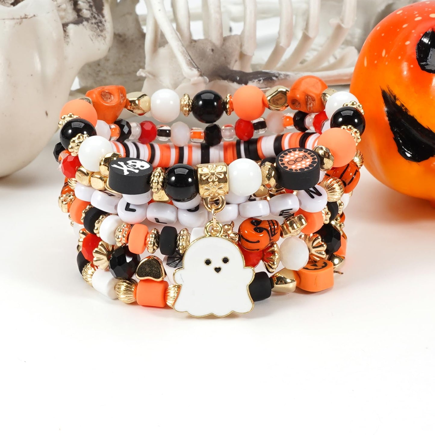 Lonext Halloween Bracelets Set Friendship Clay Preppy Heishi Boo Charm Beads Stackable Bracelet Ghost Pumpkin for Women