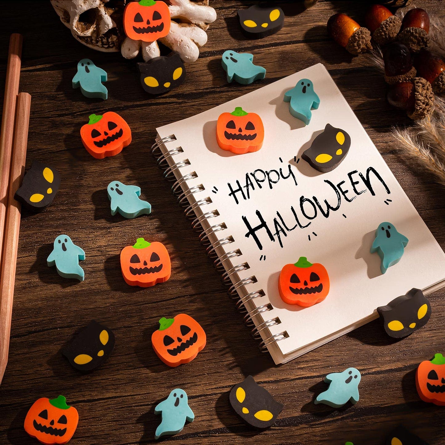 YGAOHF 60 Pack Mini Erasers - Cute Halloween Pumpkin Ghost Bat Erasers, Trick or Treat Party Favors, Halloween Decorations