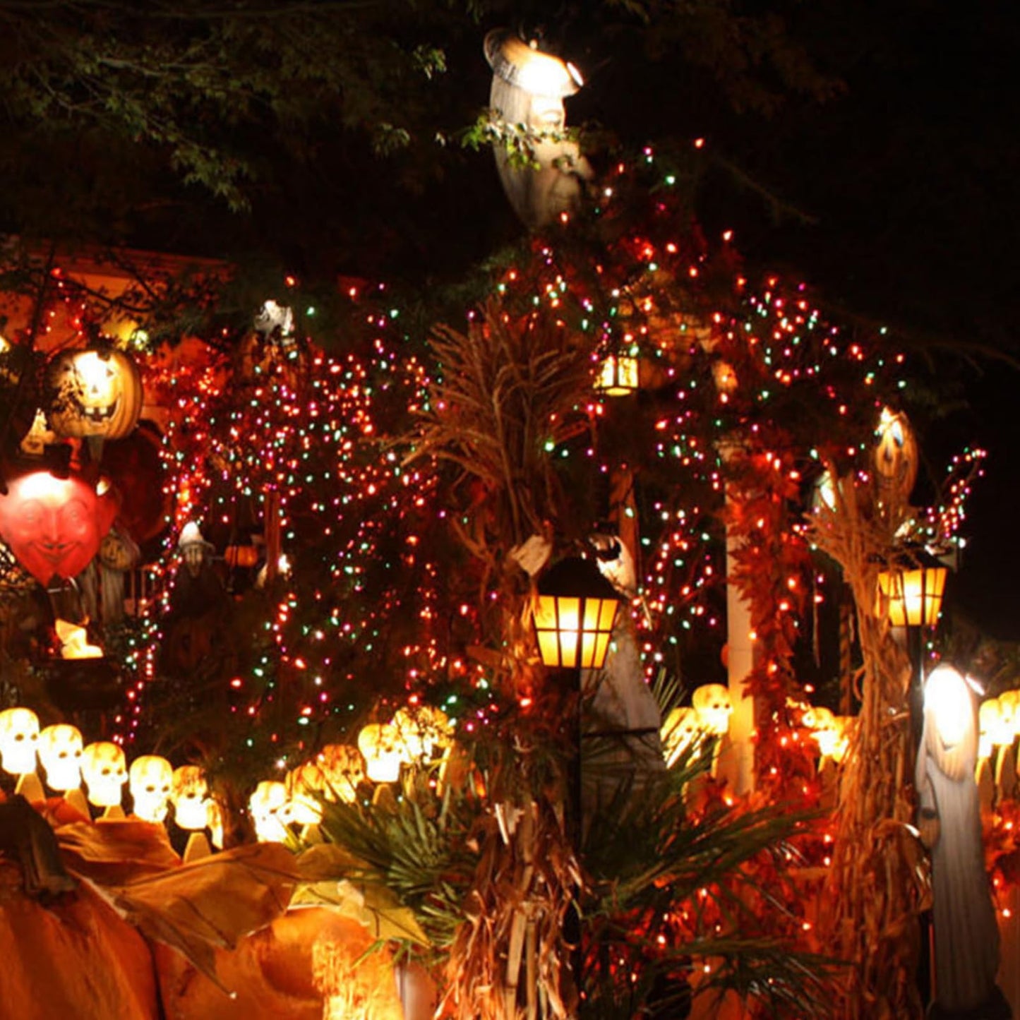 LAMPHOME Halloween String Light,100 Count Incandescent Mini String Light in 19.6ft,Indoor/Outdoor 120V UL Certified Mini Light for Halloween,Patio Lawn,Home,Garden,Party (Orange+Purple+Green)