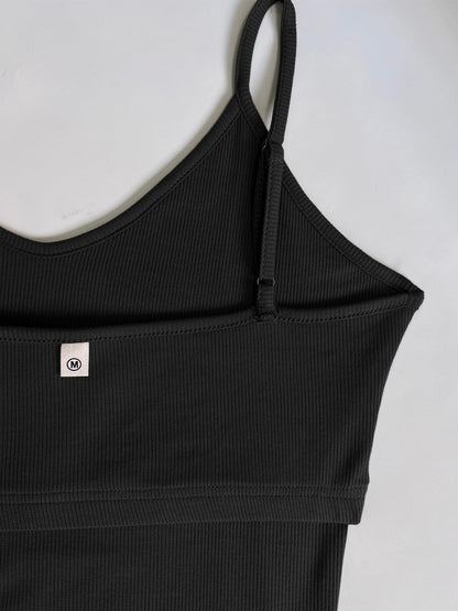 iGENJUN Tank Tops for Women 2025 Built in Shelf Bra 2 Piece Pack Spaghetti Strap Adjustable Workout Yoga Basic Summer Camisole U Neck Slim Fit Ribbed Sleeveless,M,Black