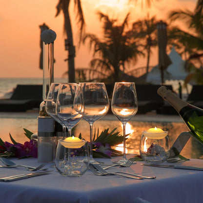 LACGO Pack of 8 LED Waterproof Wax Floating Candles Light 3 inch, Battery-Powered Flameless Flicker Candle, Water Activated Candle, for Baby Shower, Wedding, Home, Party Festival Decor(Warm White)