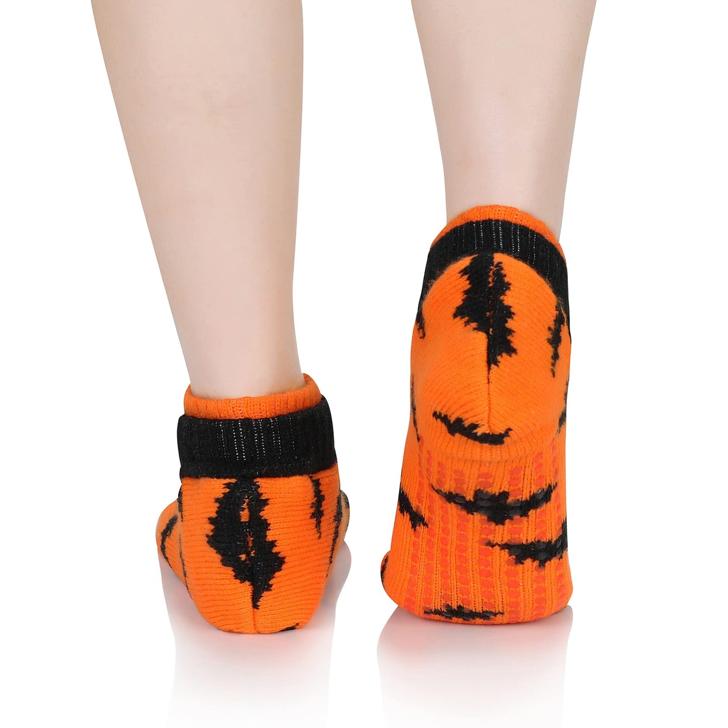 Zando Women's Warm Cozy Ankle Socks - Winter Slipper Socks with Non-Slip Gripper, Fuzzy Thick Socks for Halloween in Orange Bat Design
