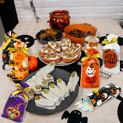 ZMCINER 50 Pcs Halloween Drawstring Candy Bags Halloween Treat Bags for Party Favors