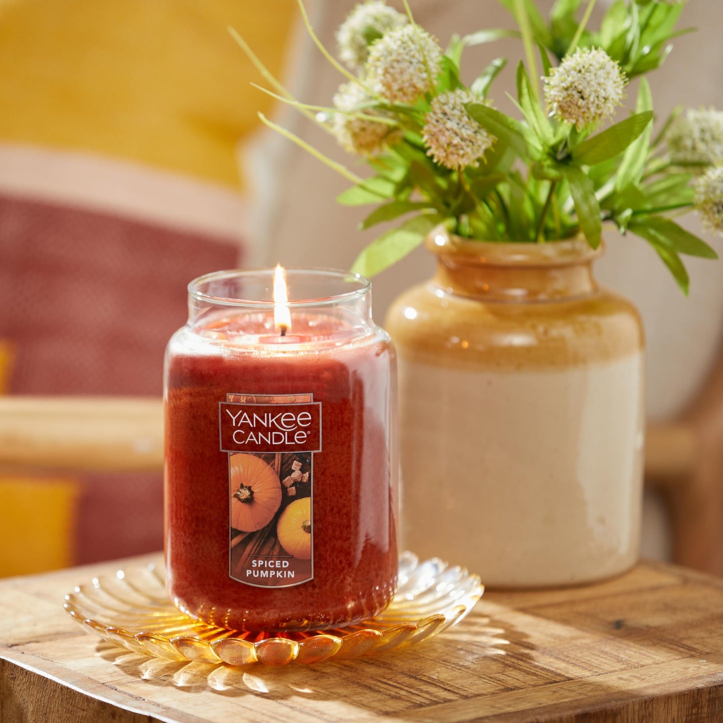 Yankee Candle Spiced Pumpkin Scented, Classic 22oz Large Jar Single Wick, Over 110 Hours of Burn Time, Perfect Accent for Fall Decor & Gifting