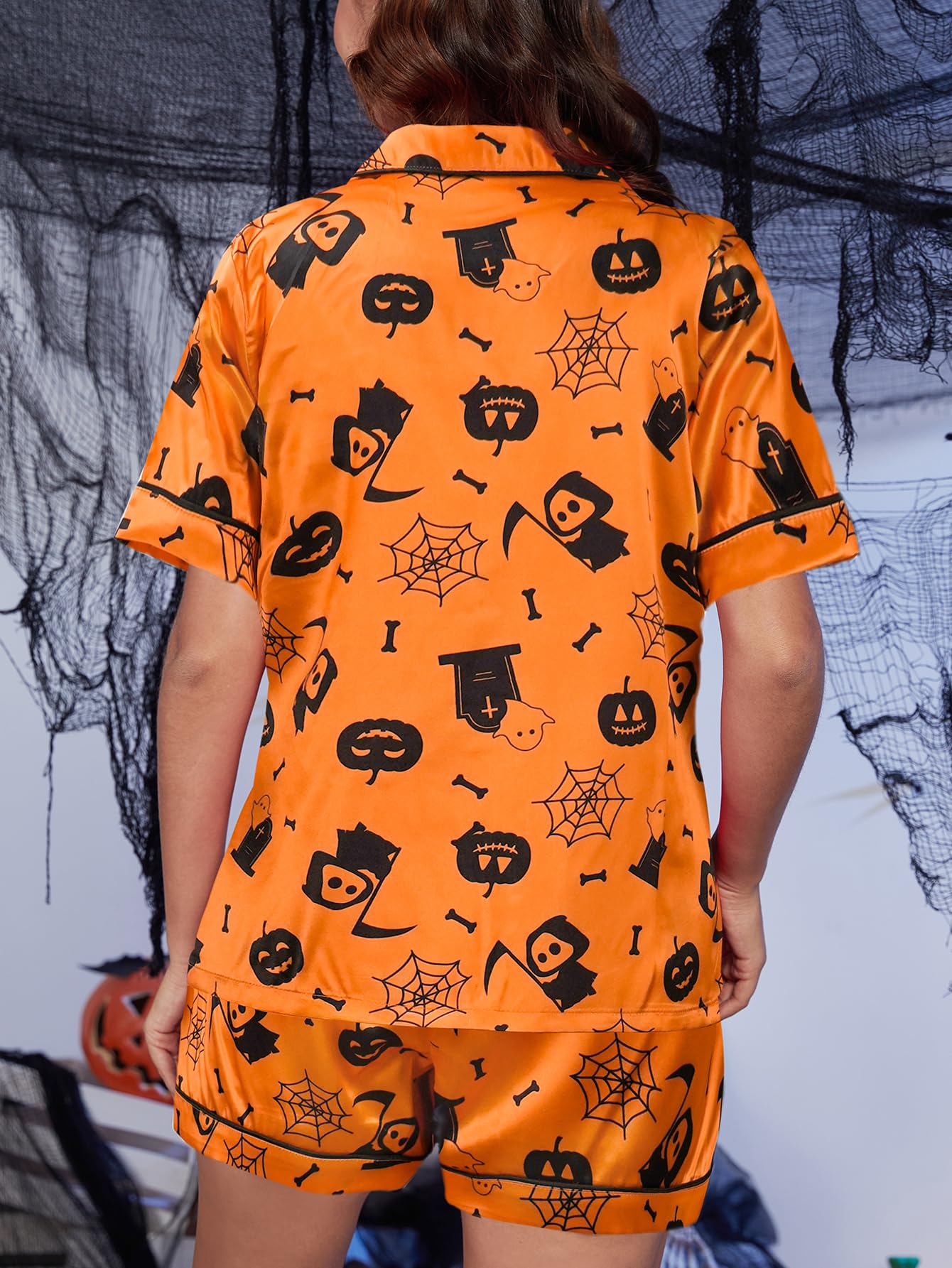 YIJIU Womens Halloween Satin Silky Pajama Sets Short Sleeve Sleepwear Button Down Loungewear 2 Piece Pjs Shorts Set,Halloween Orange,XS