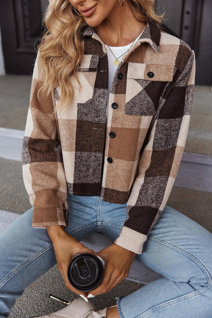 Zeagoo Cropped Jacket Women Flannel Plaid Button Shirt Wool Blend 2025 Fall Warm Shacket Halloween Tops