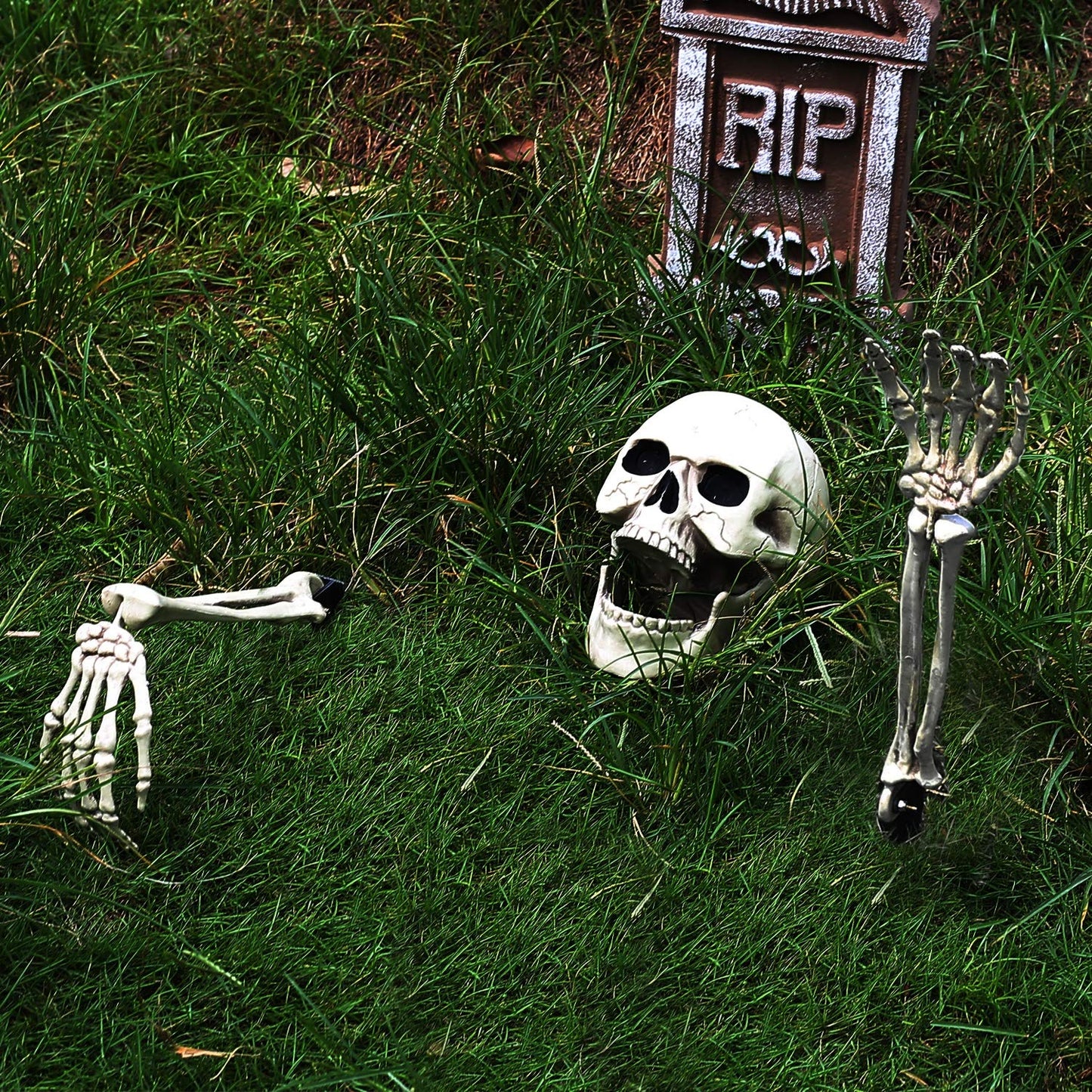 yosager Realistic Skull and Skeleton Arms Stakes, Indoor Outdoor Graveyard Best Halloween Yard Decorations